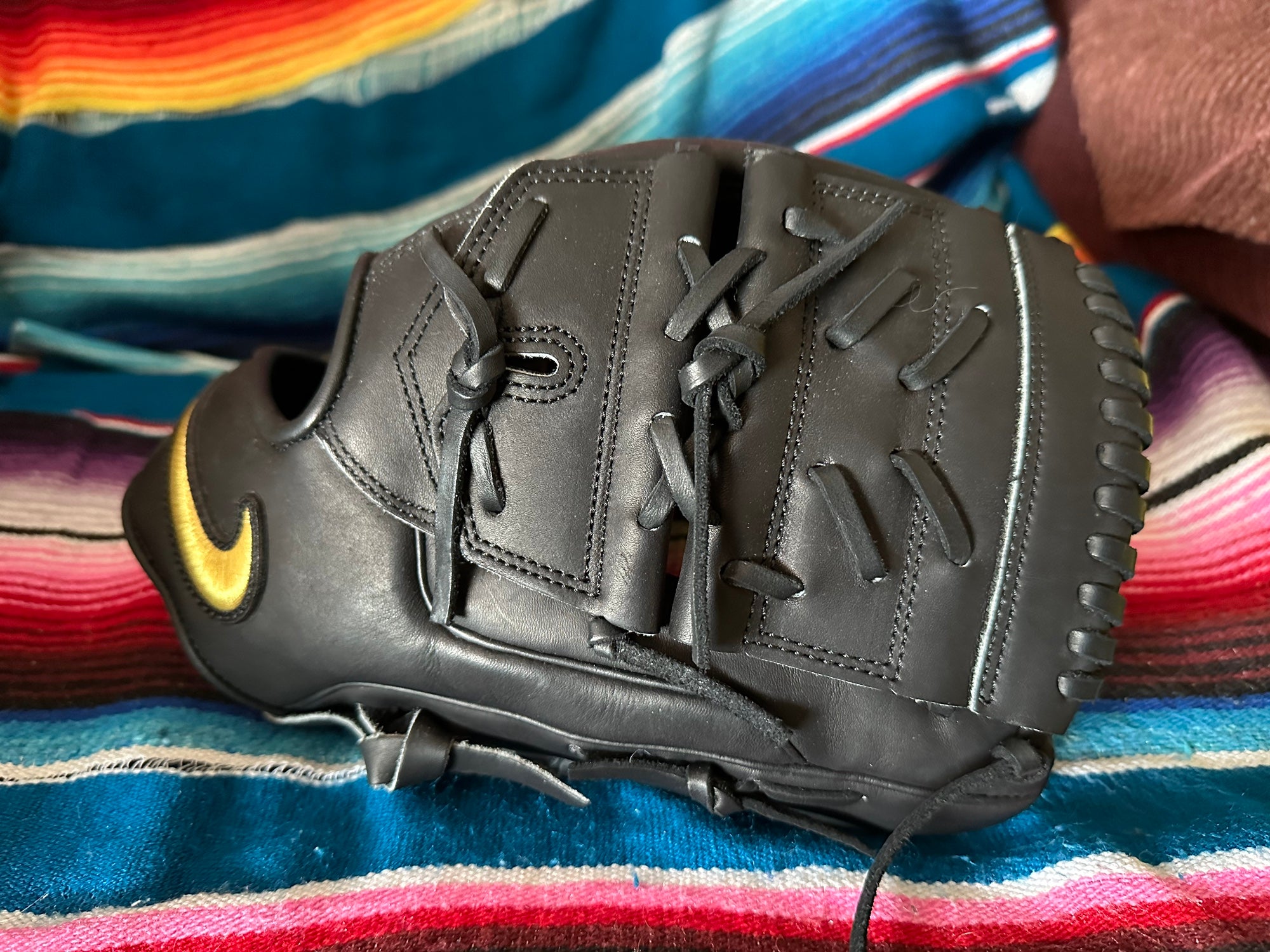 Nike Alpha Elite Baseball Fielding Glove.