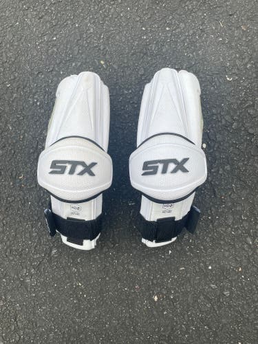 Used Medium STX Stallion 900 Arm Pads