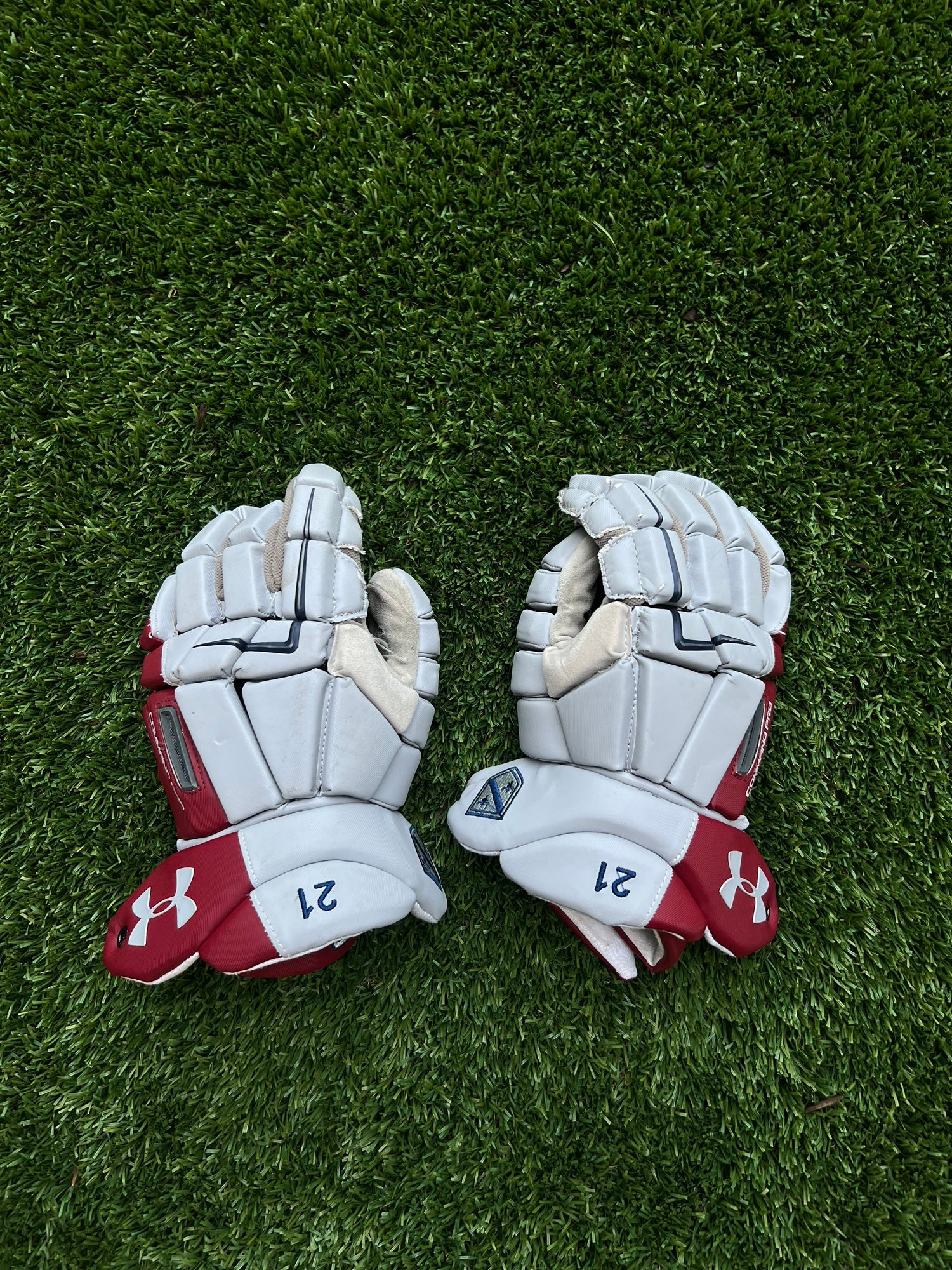 Used Under Armour 13 Taft Command Pro Lacrosse Gloves
