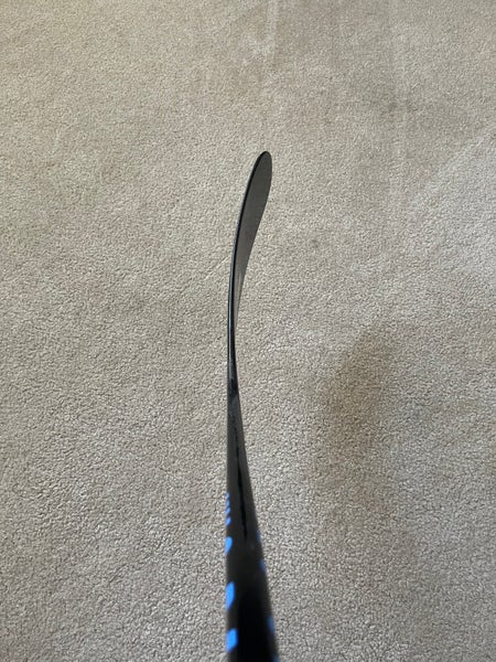 What Stick Does Max Domi Use? – HockeyStickMan