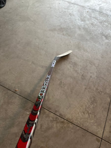 Senior Right Handed P29 JetSpeed FT5 Pro Hockey Stick