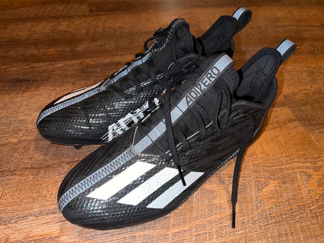 Men's Molded Cleats Low Top Adizero Scorch