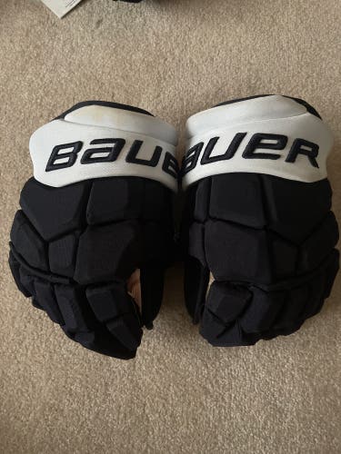 LIGHTLY USED Bauer 14" Pro Stock Supreme Ultrasonic 14” -1 Short Cuff Gloves