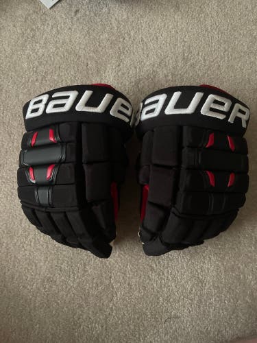*RARE* NEW Bauer 14" Pro Stock Patrick Kane Short Cuff Nexus 2N Gloves