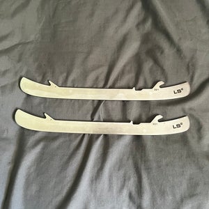 Used Bauer 221 mm LS2