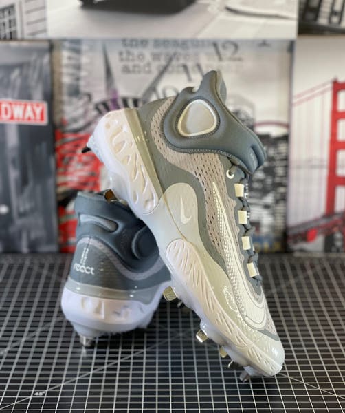 nike alpha huarache basketball baseball cleats