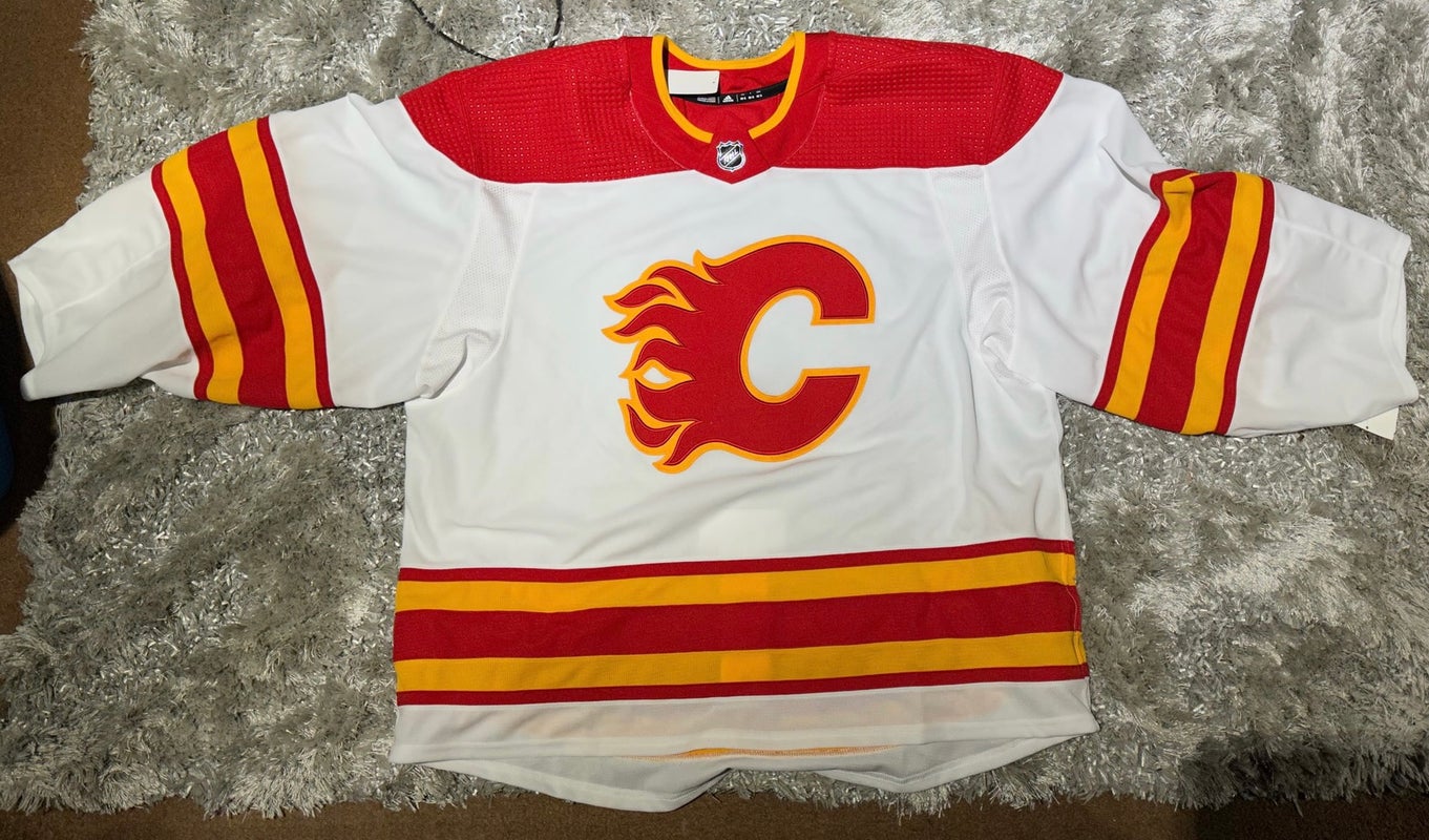 Adidas Made in Canada Goalie cut 60G Calgary flames game jersey