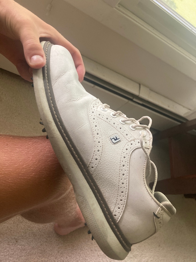 Unisex Size 9.0 (Women's 10) Footjoy Golf Shoes