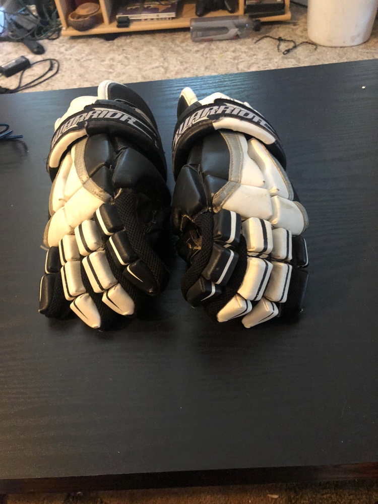 Used Warrior 10" Hypno Lacrosse Gloves