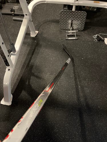 Senior Left Hand P92  Vapor Hyperlite Hockey Stick
