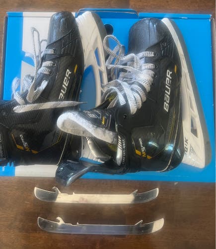 Bauer Size 6.5 Fit 3 Supreme M5 Pro Hockey Skates