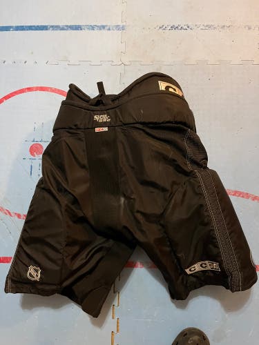 Senior Medium CCM Hockey Pants