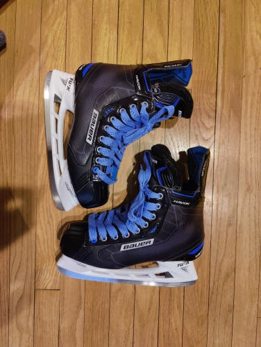 9EE Bauer Havok Nexus