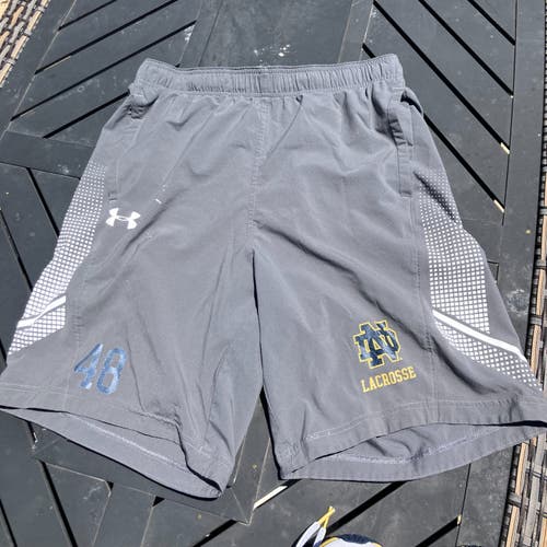 Notre Dame Men's Lacrosse Gray Used Large Men's Under Armour Shorts