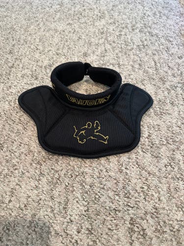 Vaughn VPC-7000 Senior Goalie Neck Gaurd