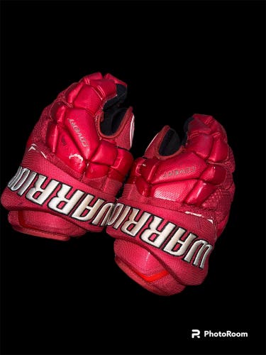 Warrior Covert Pro QRE Hockey Gloves Pro Stock
