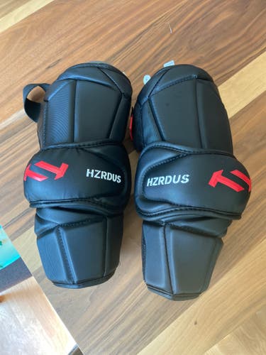 Adult Used Large True Hzrdus Arm Guard