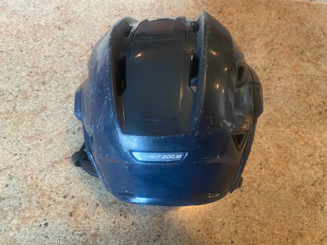 Used Medium Bauer  Re-Akt 200 Helmet