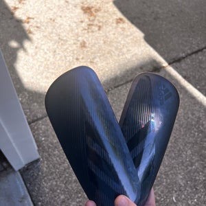 Unisex Small Adidas Shin Guards