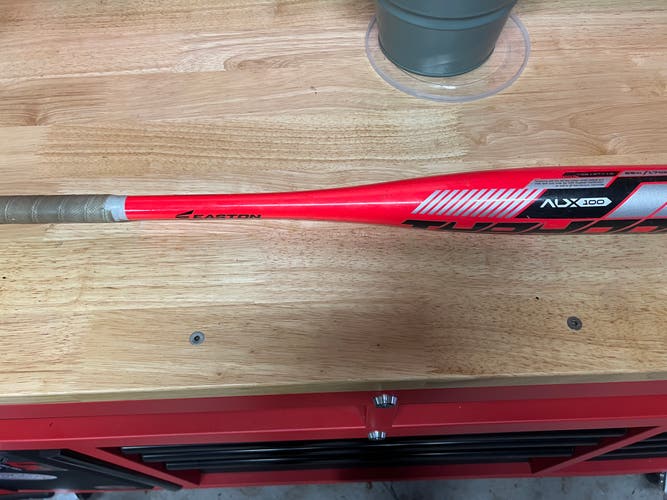 Easton typhoon bat