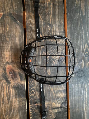 Large CCM Full Cage FM780