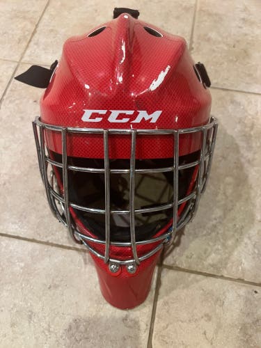 Used CCM 7000 Senior Goalie Mask