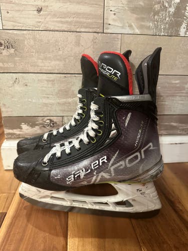 Bauer Vapor Hyperlite Hockey Skates 6.5 Fit 1