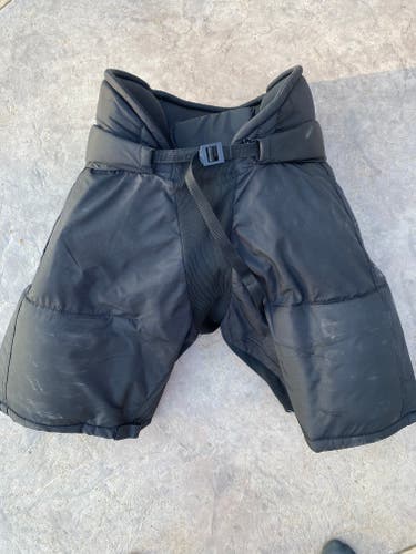 CCM HP70 Pro Stock Hockey Pants Black Medium 4257