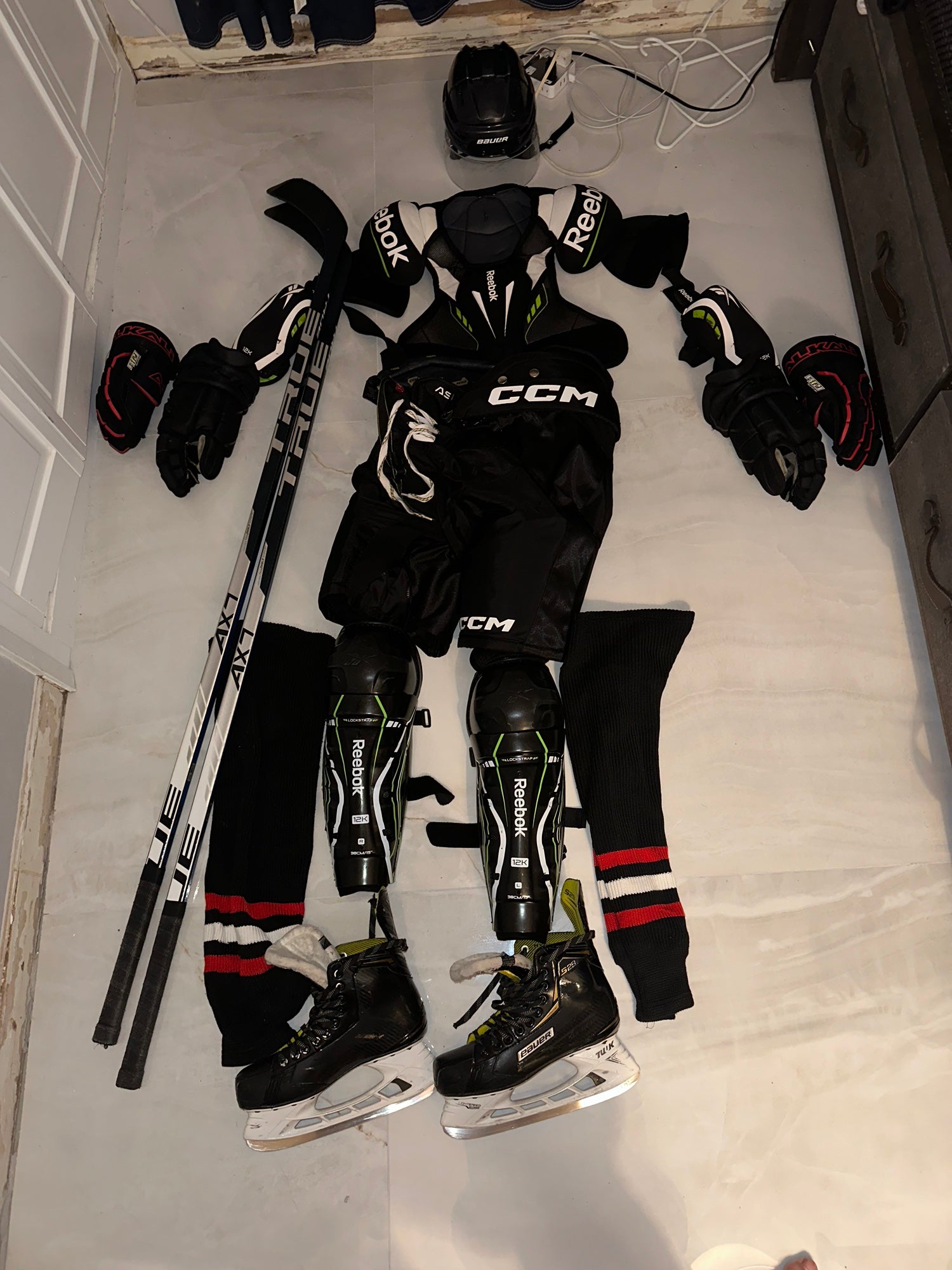Senior SR Ice Hockey Protective Gear Kit Set Adult Equipment Package Brand  New