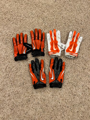 Syracuse team issued/worn football gloves 3 pair XL