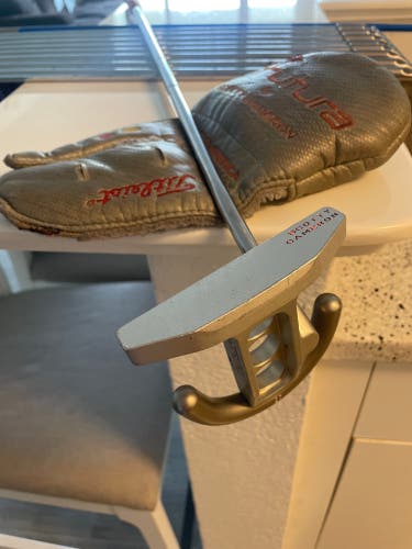 Titleist Scotty Cameron Futura Putter 35”