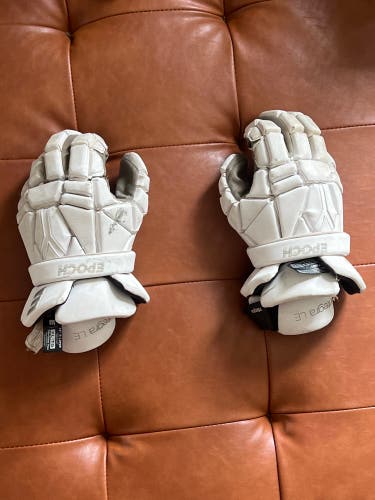 Used Player's Epoch Extra Large Integra Lacrosse Gloves