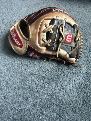 Used Infield 11.5" A2000 1786 Baseball Glove