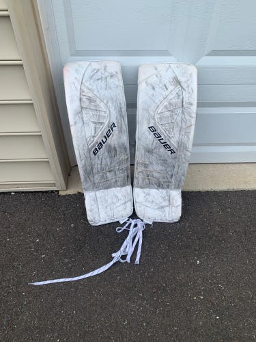 Bauer x900 leg pads Int L