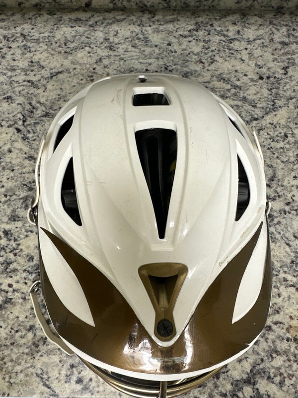 Used Player's Cascade R Helmet