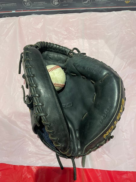 Right Hand Throw Easton E-pro 34" Catcher's Glove