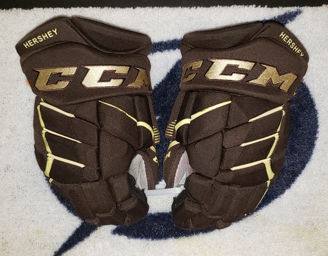 Used Hershey Bears CCM HGPJSPP Gloves 14" Pro Stock