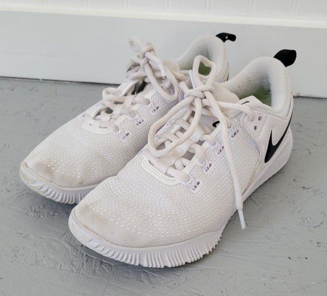 Used White Nike Hyperace Volleyball Shoes (Women's 7.0)