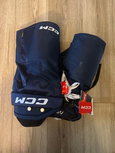 Junior Medium CCM  Tacks AS-V Hockey Pants