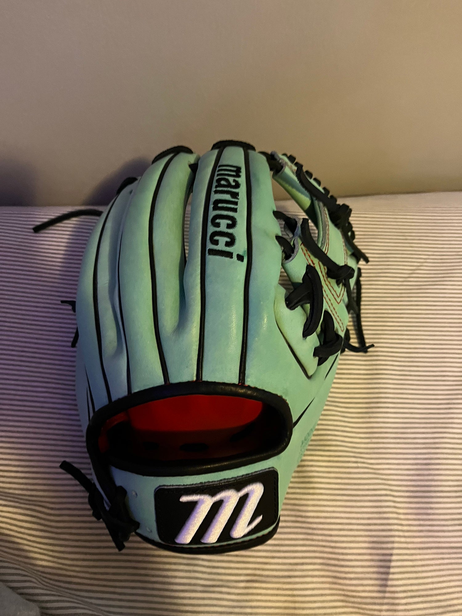 Marucci Sports - Custom Fielding Gloves