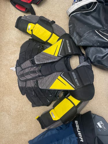 Used Medium Bauer Supreme UltraSonic Goalie Chest Protector