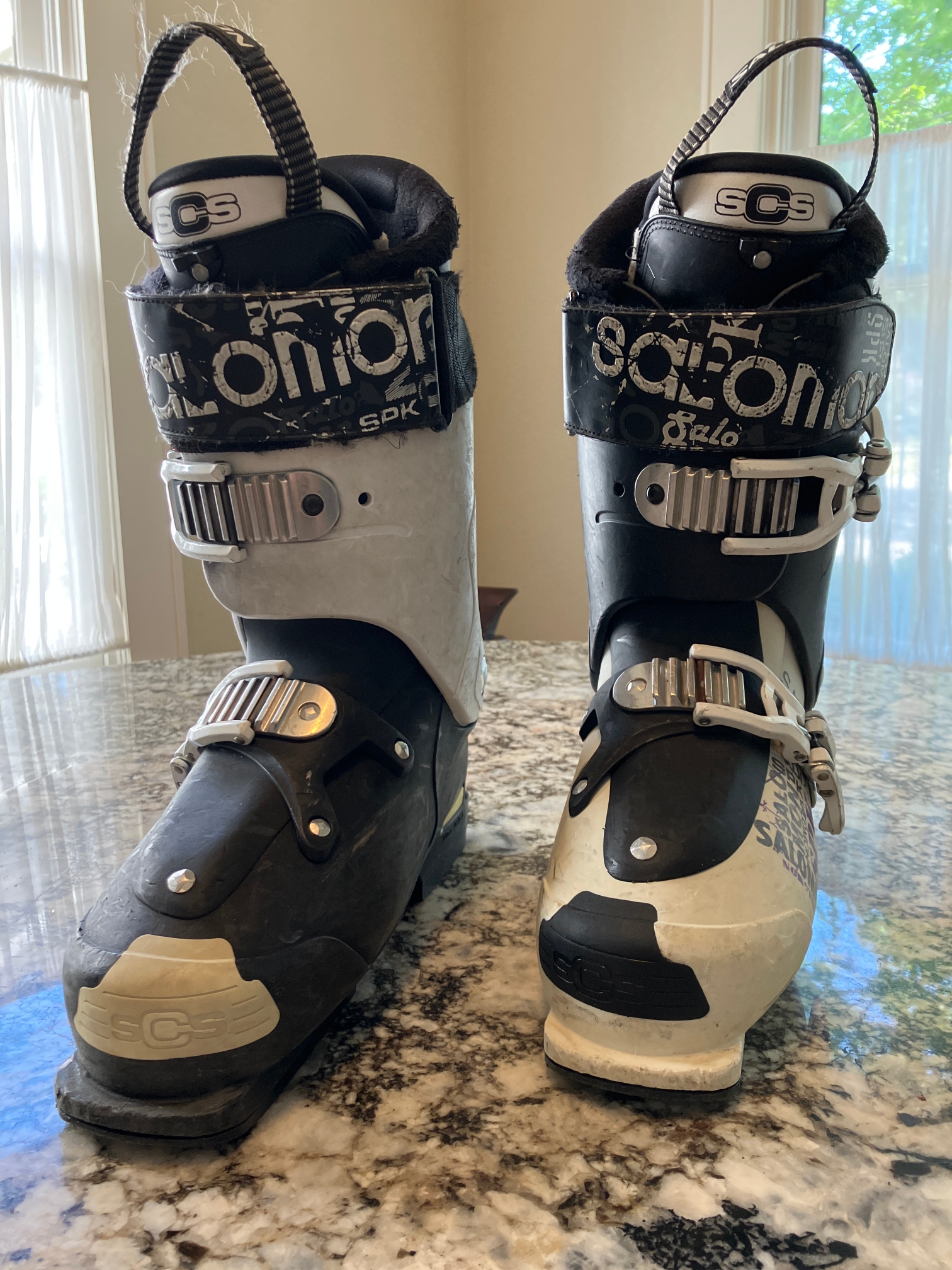 Women's Used Salomon Ski Boots Soft Flex