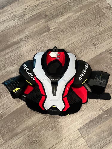 New Large Bauer Vapor Hyperlite Shoulder Pads