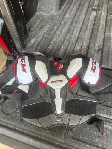 Used Medium CCM JetSpeed FT4 Pro Shoulder Pads