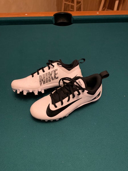 White Men's Molded Cleats Low Top Alpha Huarache 7 Pro