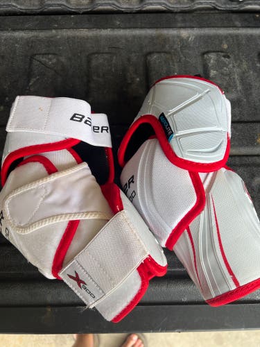 Used Large Bauer  Vapor X900 Elbow Pads