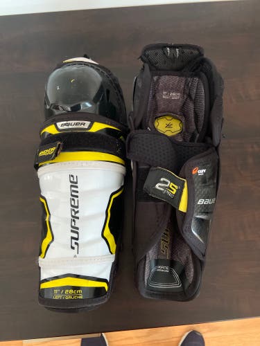 Bauer Supreme 2S Pro Shin Pads
