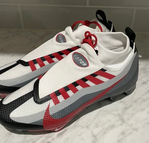 Size 10.5 Men’s Nike Vapor Edge Pro Ghost 360 Flyknit Football Cleat Black Red