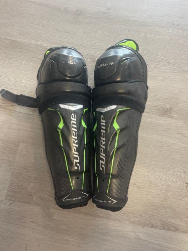 Used Bauer Supreme Shin Guards
