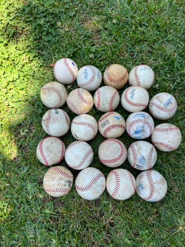 22 Baseballs Synthetic Cover